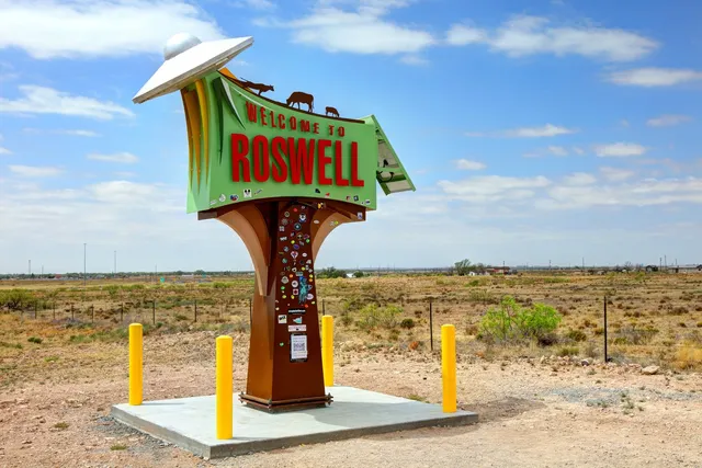 Roswell UFO-themed welcome sign, New Mexico. Boost your online visibility with a top SEO Company.