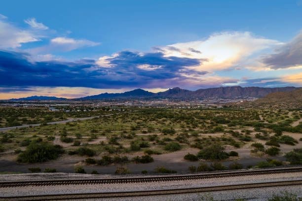 Train tracks and mountains outside Sunland Park, a WSI service area where we serve as experts in digital marketing and SEO